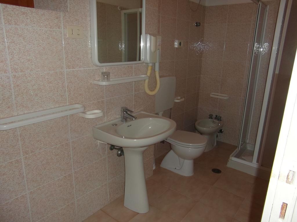 Hotel Villa Nettuno Marina di Campo Room photo